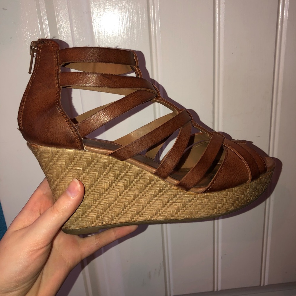❤️American Eagle Sandal Wedges❤️